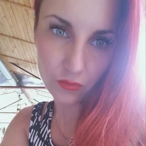 Meet your Posher, Magdalena